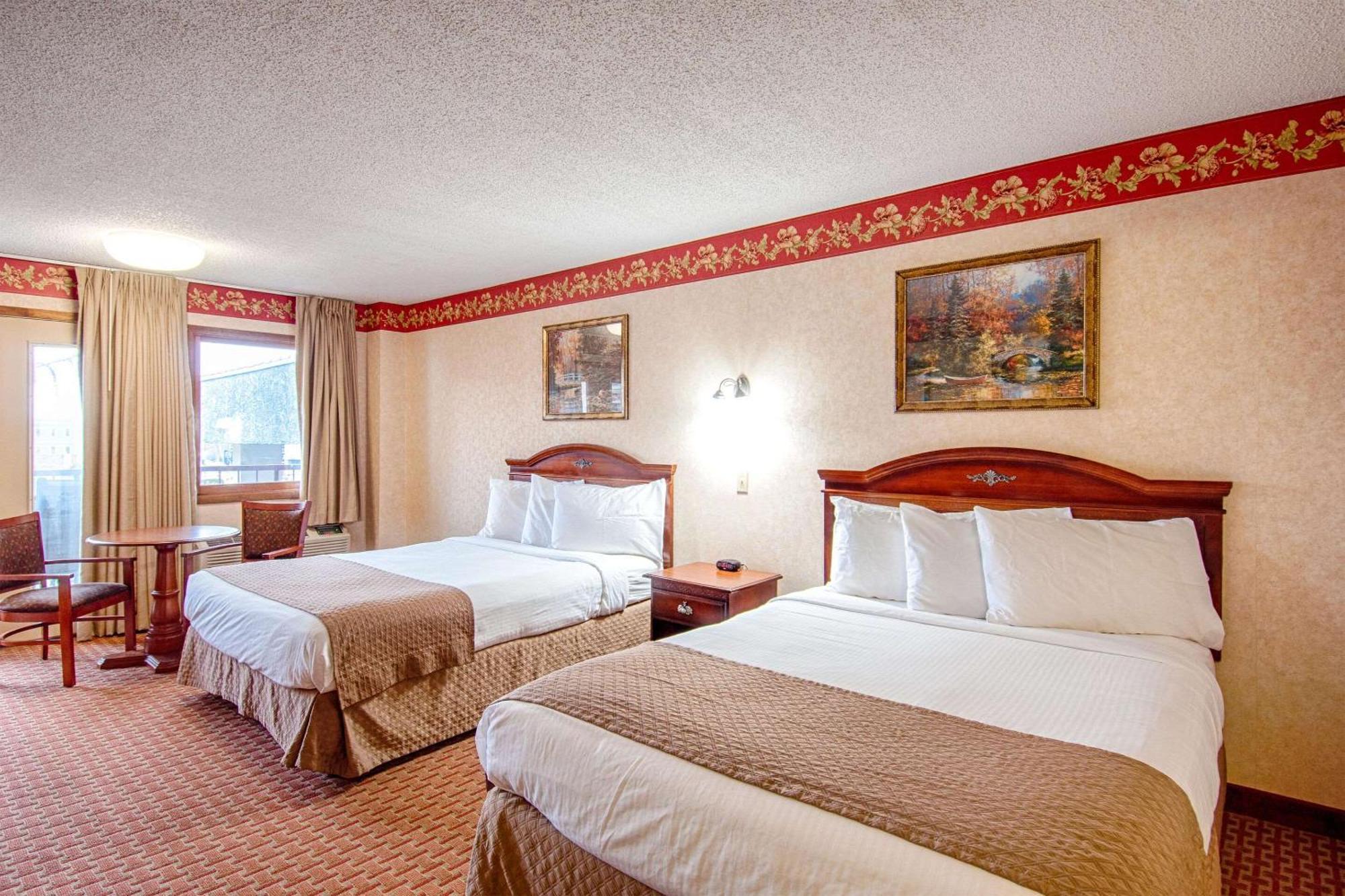 Park Tower Inn Pigeon Forge Eksteriør billede