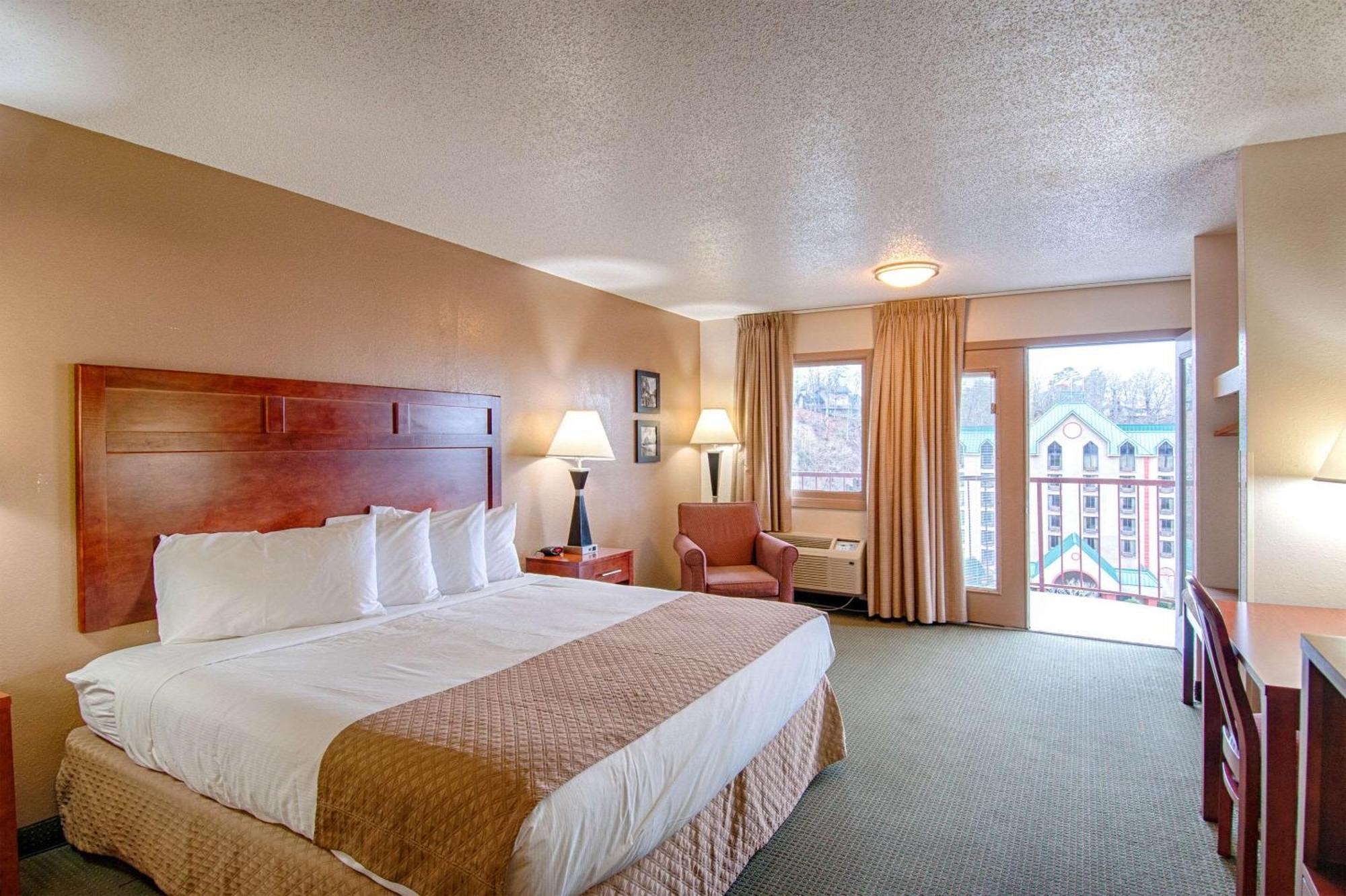 Park Tower Inn Pigeon Forge Eksteriør billede